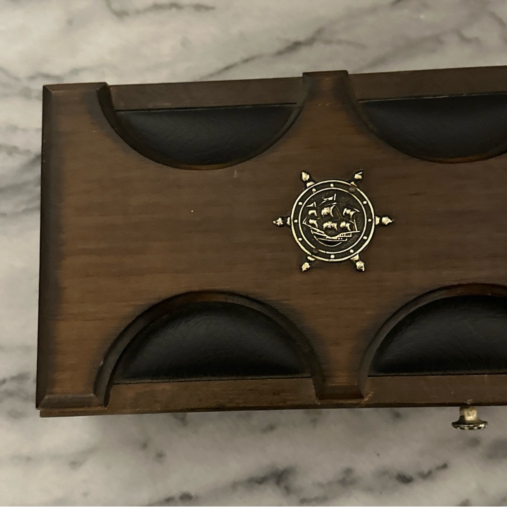 Wooden pirates chest jewelry Box sailboat/ sailboat wheel details - Picture 2 of 16